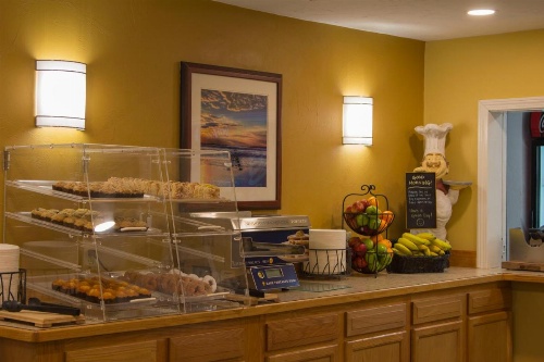 Bayside Resort Hotel image 22