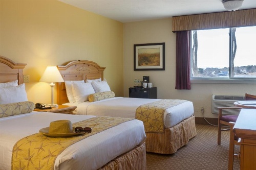 Bayside Resort Hotel image 27